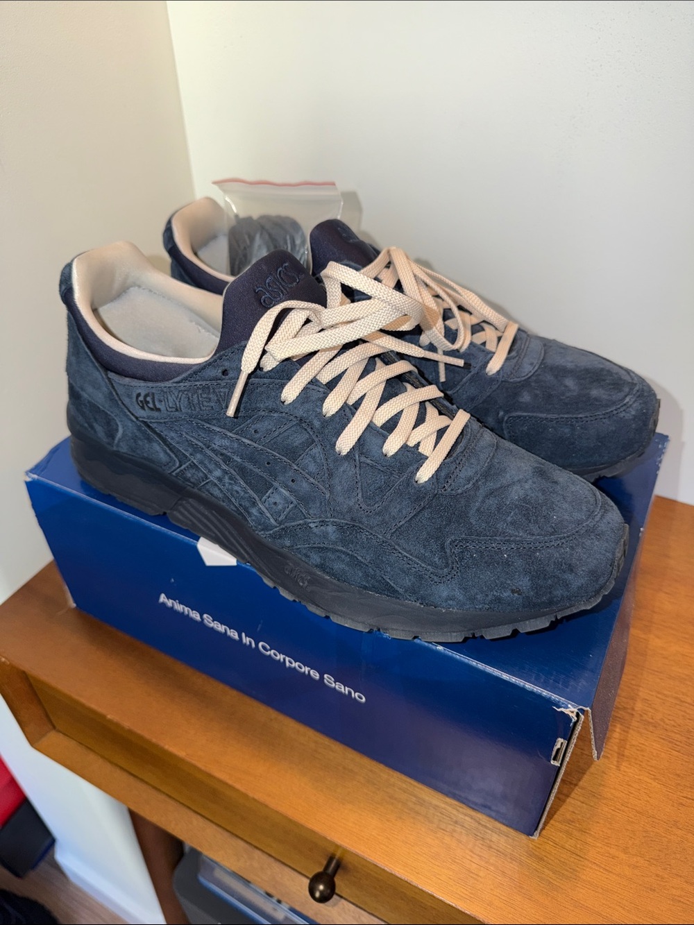 United Arrows x ASICS Gel-Lyte V Navy Suede Sneakers with Beige Laces
